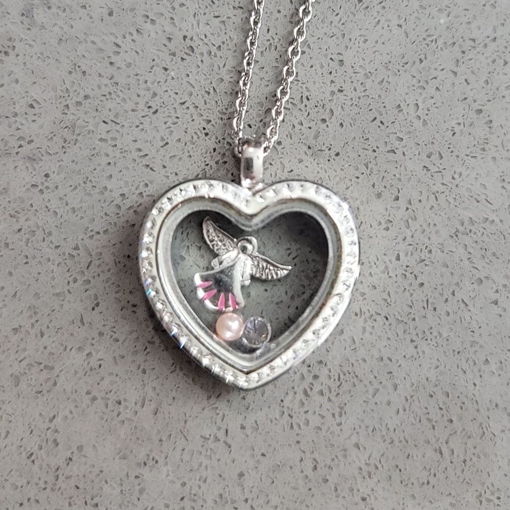 Silver Angel Heart Necklace​​